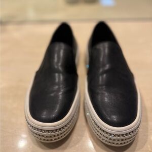 Steve Madden -Kween leather sneakers - 7 EUC Black Slip-On Women's Shoes